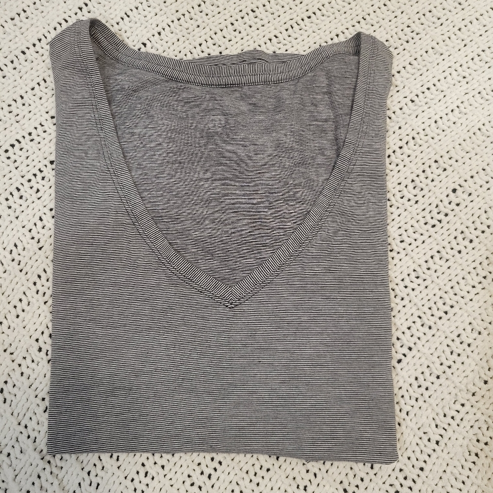 Lululemon shirt